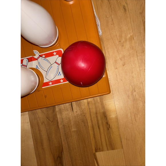 Vintage 1986 Fisher Price Bowling Set Toy - Picture 3 of 6